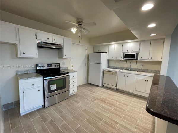 2061 NW 47th Ter, Unit 306, Lauderhill, FL 33313