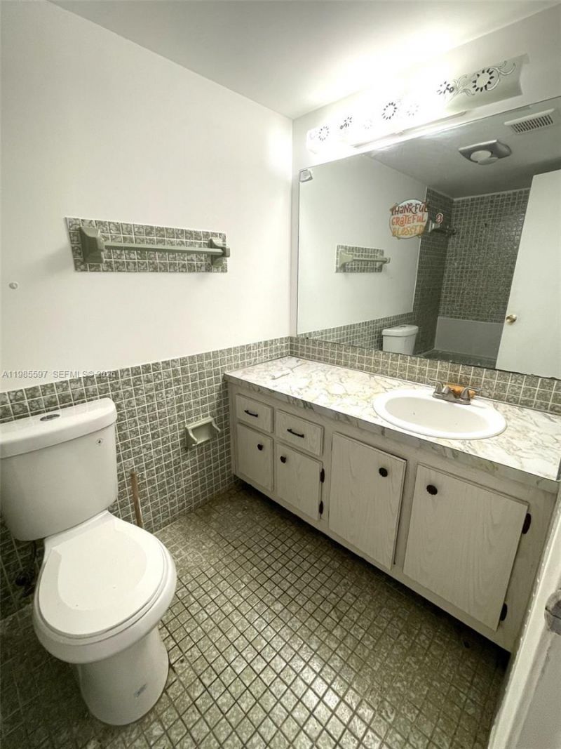 2061 NW 47th Ter , Unit 306, Lauderhill, FL 33313 Photo