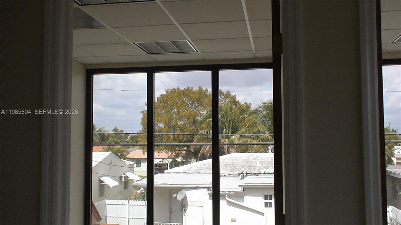 5455 SW 8 St , Unit 200, Miami, FL 33134 Photo