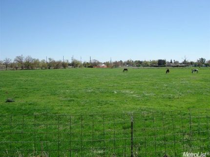 653 Claire Ave, Sacramento, CA 95838 Photo