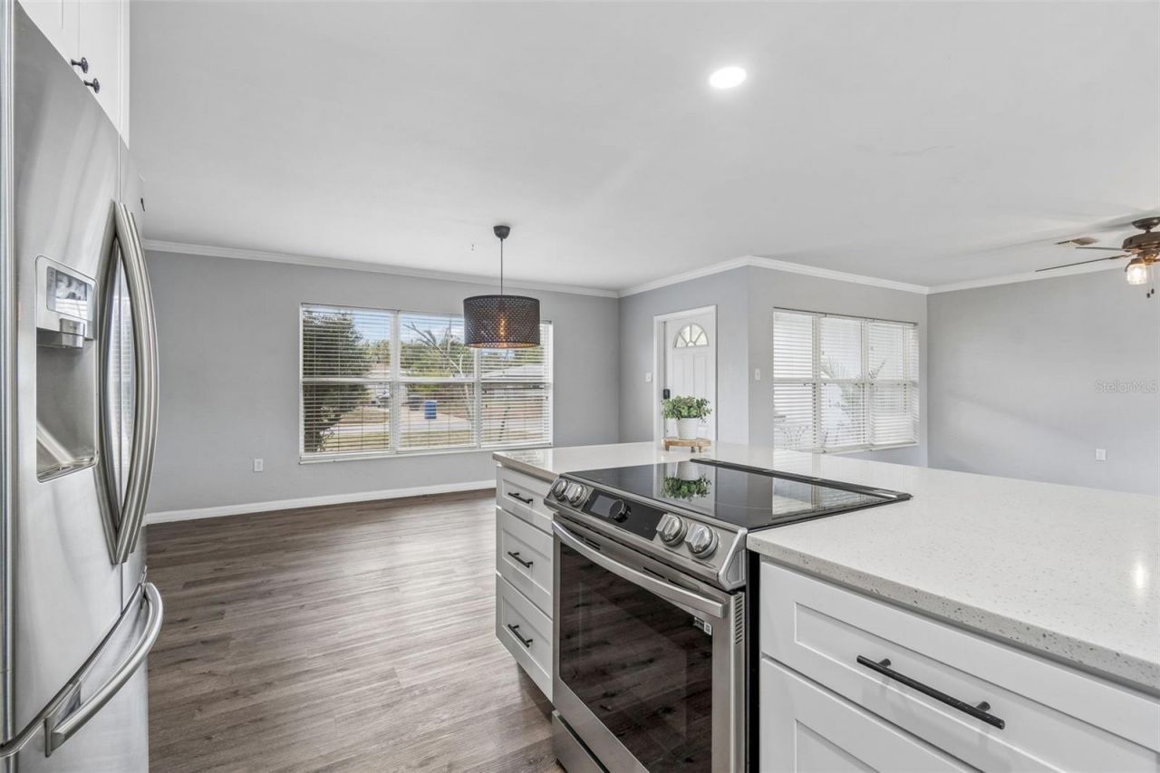 2153 75th Way N, Saint Petersburg, FL 33710 Photo