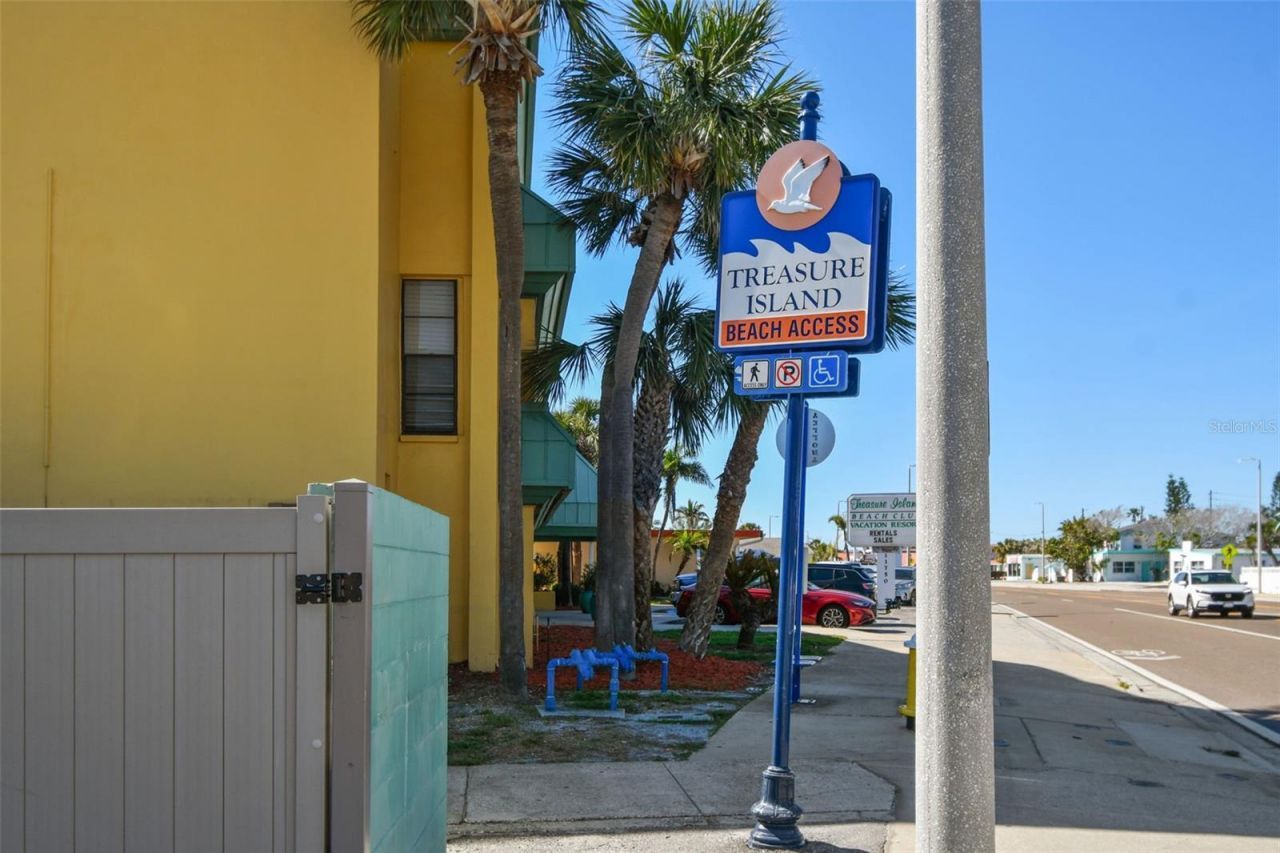 2153 75th Way N, Saint Petersburg, FL 33710 Photo