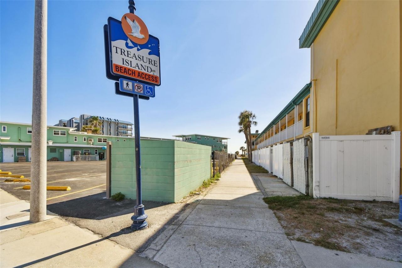 2153 75th Way N, Saint Petersburg, FL 33710 Photo