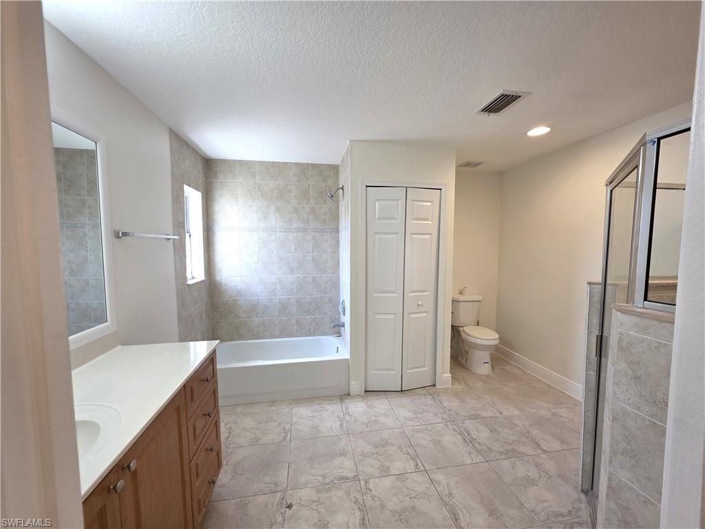 2304 Christopher Ave N, Lehigh Acres, FL 33971 Photo