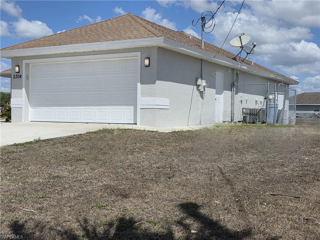 2304 Christopher Ave N, Lehigh Acres, FL 33971 Photo