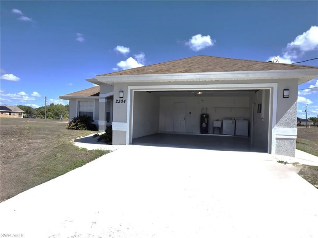 2304 Christopher Ave N, Lehigh Acres, FL 33971 Photo