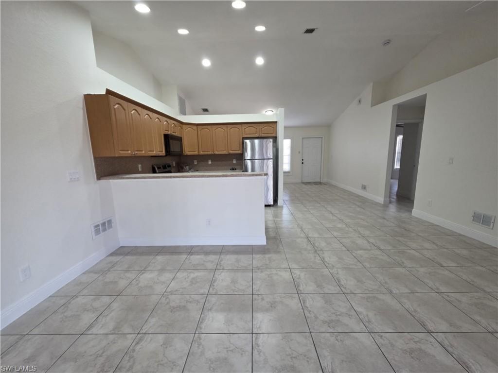 2304 Christopher Ave N, Lehigh Acres, FL 33971 Photo