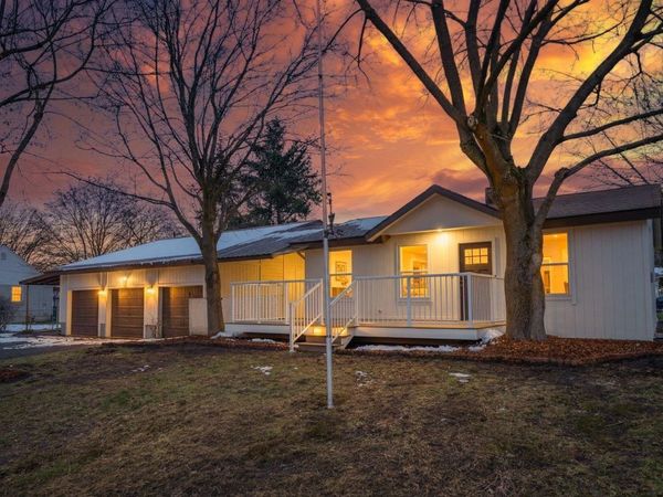 8702 E Cataldo Ave, Spokane Valley, WA 99212