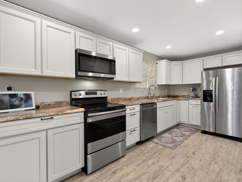 16 Warsaw Road, Dry Ridge, KY 41035 Photo 3