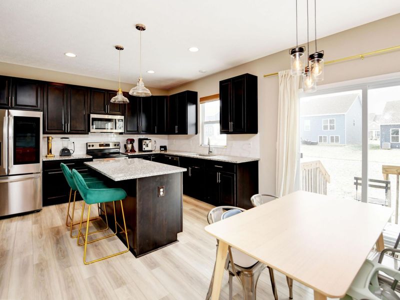 8041 Marilyn Road, Reynoldsburg, OH 43068 Photo 5