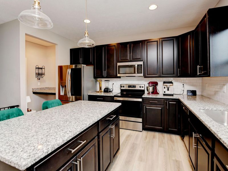 8041 Marilyn Road, Reynoldsburg, OH 43068 Photo 6