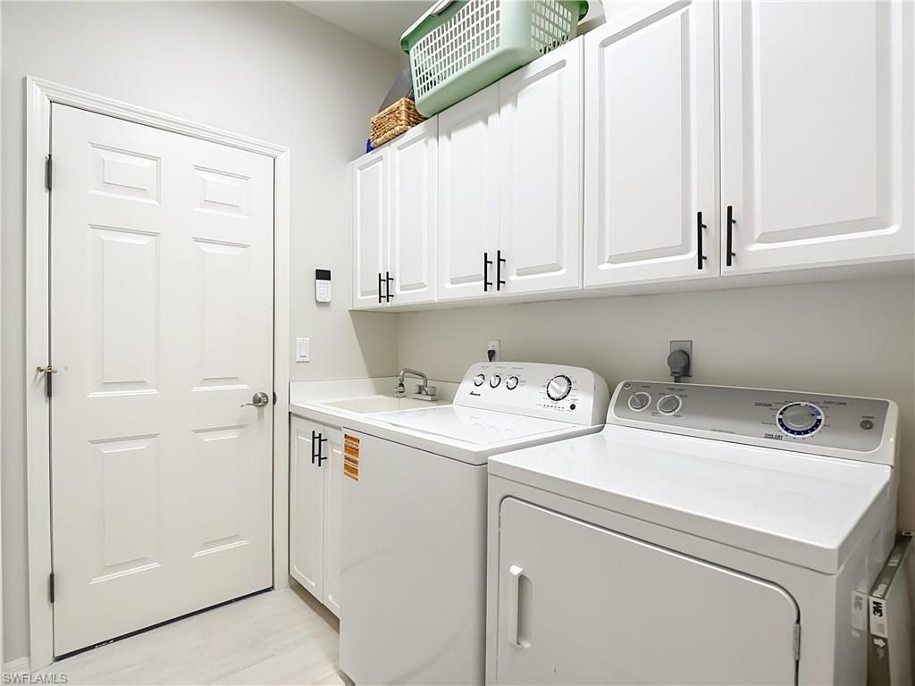 19497 Silver Oak Dr , Estero, FL 33967 Photo