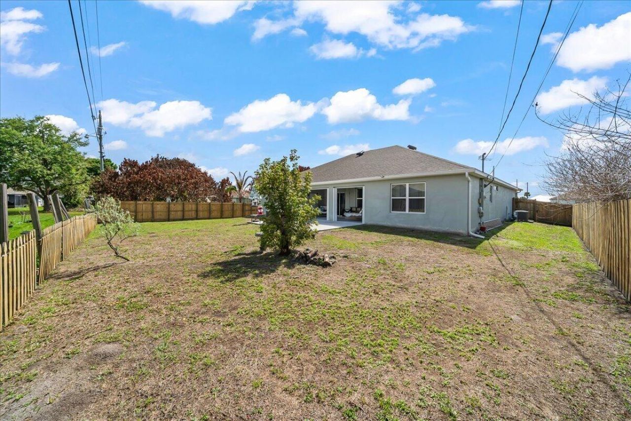 2141 SW Leafy Road, Port Saint Lucie, FL 34953 Photo