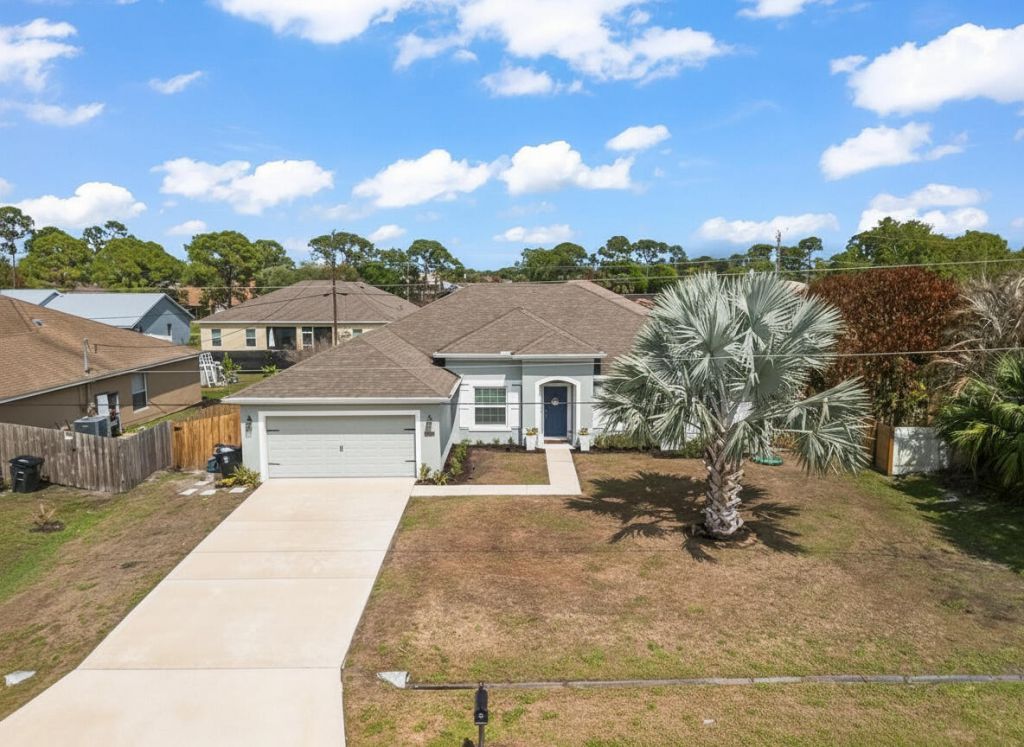 2141 SW Leafy Road, Port Saint Lucie, FL 34953 Photo