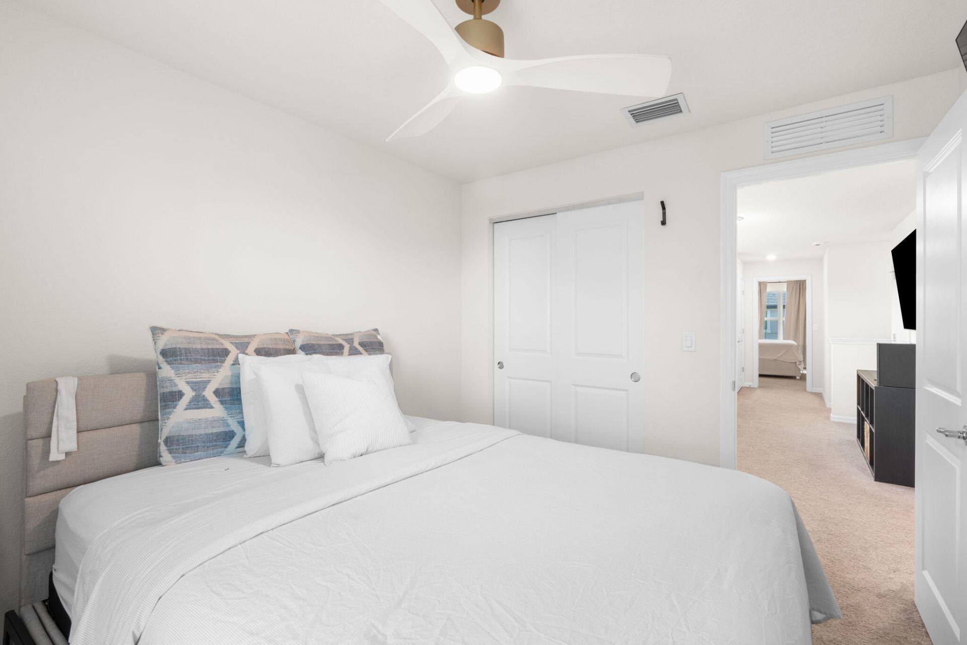 2906 Olivia Avenue, Lauderdale Lakes, FL 33311 Photo