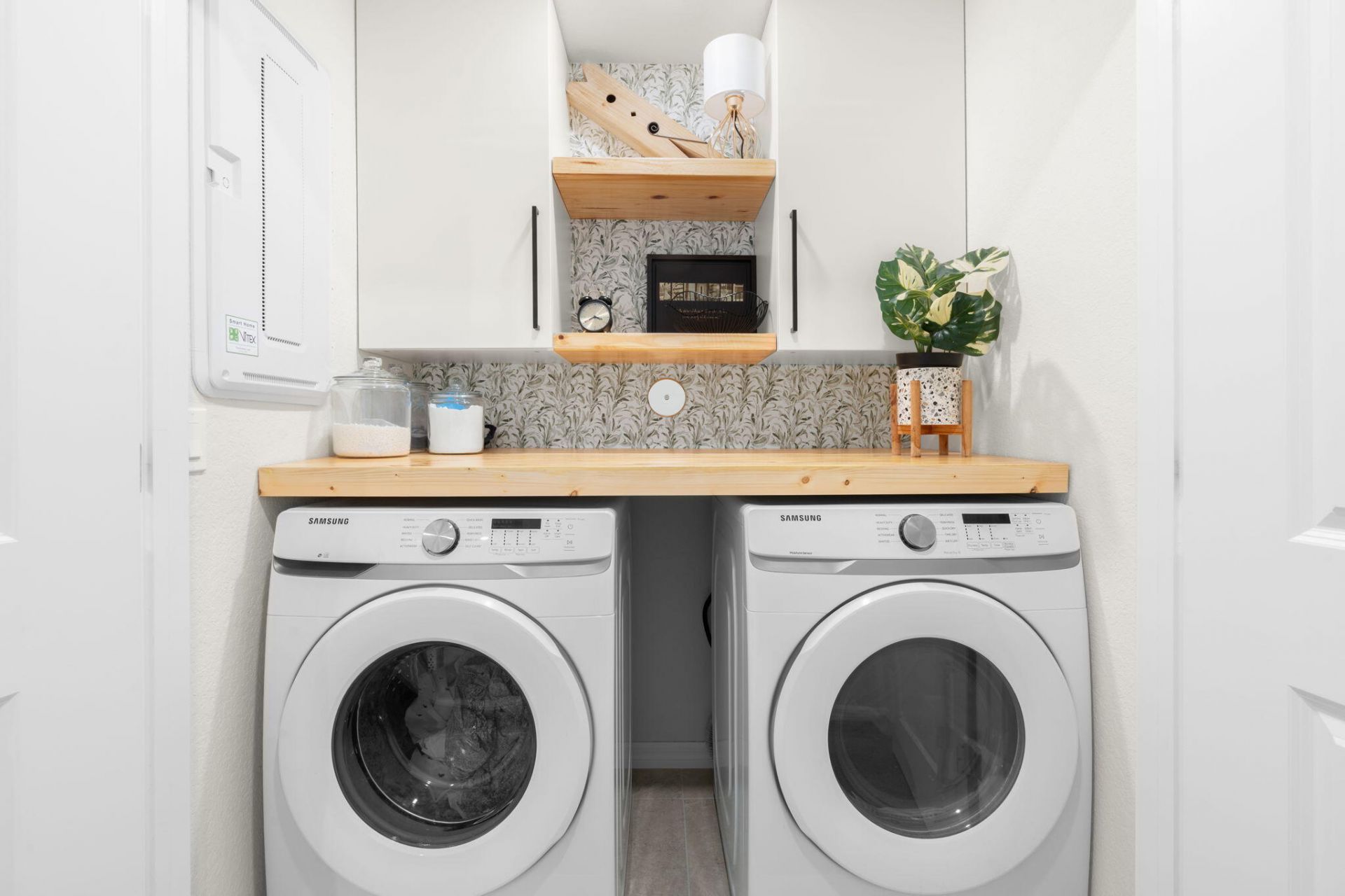 2906 Olivia Avenue, Lauderdale Lakes, FL 33311 Photo