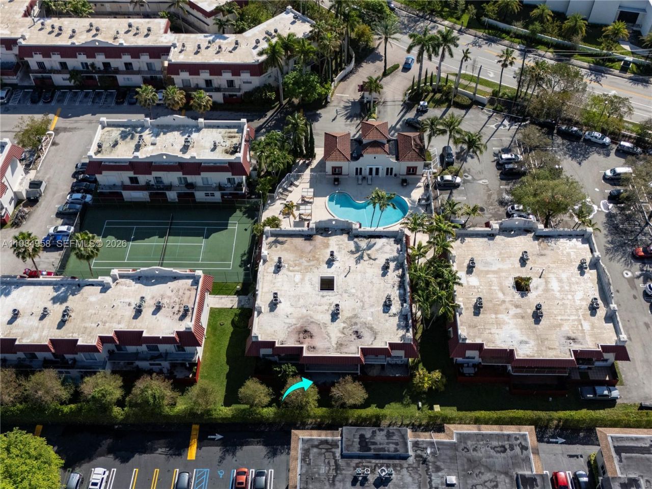 6711 N Kendall Dr , Unit 505, Pinecrest, FL 33156 Photo