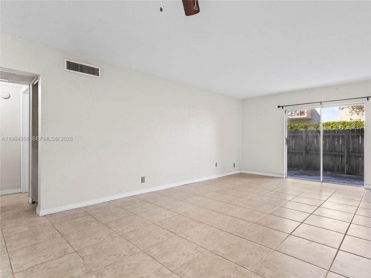 6711 N Kendall Dr , Unit 505, Pinecrest, FL 33156 Photo