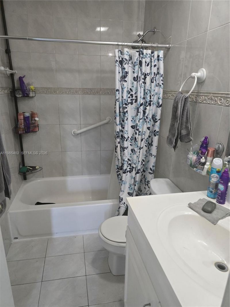 7420 W 20th Ave , Unit 451, Hialeah, FL 33016 Photo