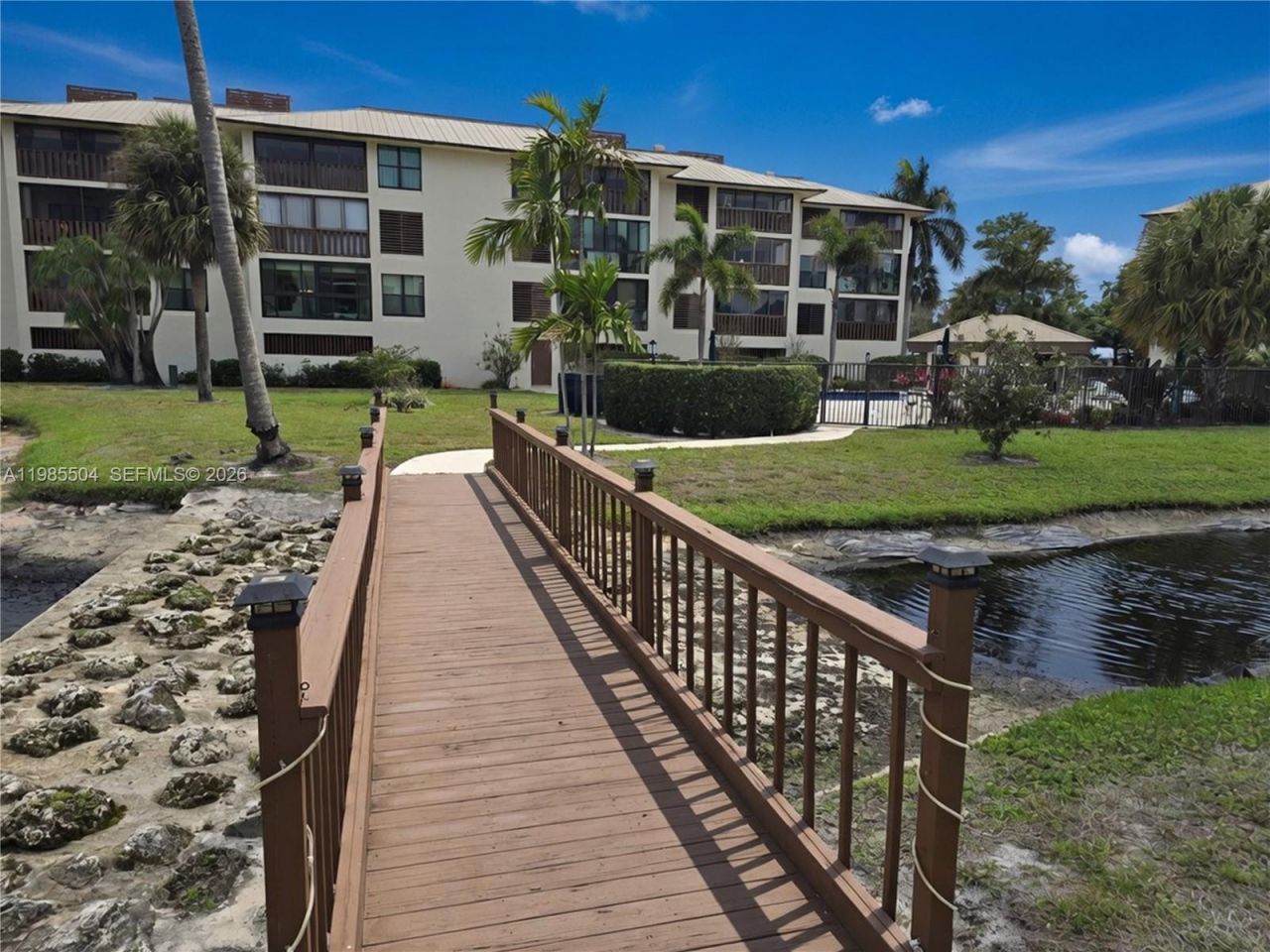 166 SE St Lucie Blvd # Un, Unit D-203, Stuart, FL 34996 Photo