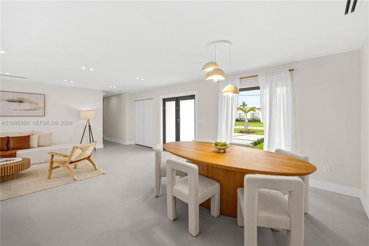 9261 SW 80th Ter , Miami, FL 33173 Photo