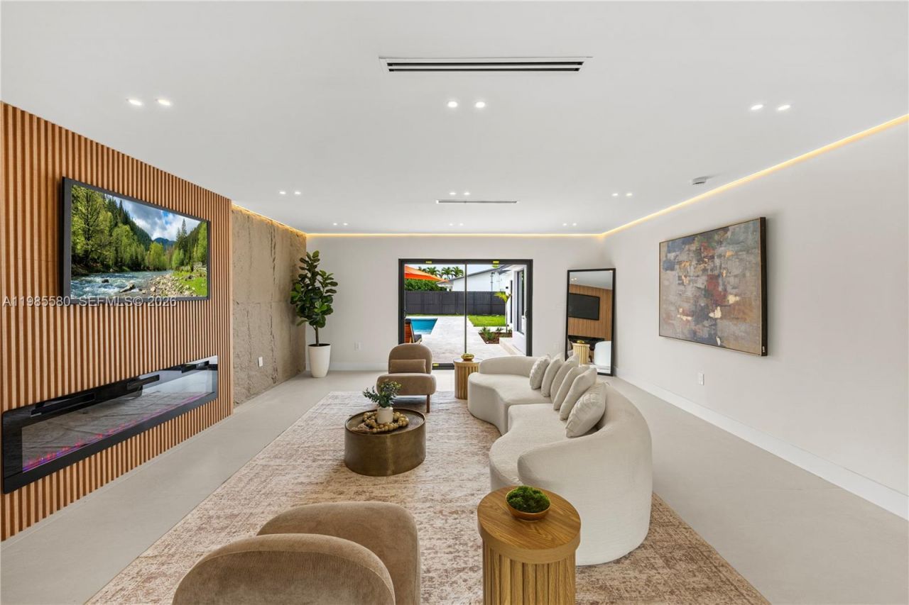 9261 SW 80th Ter , Miami, FL 33173 Photo