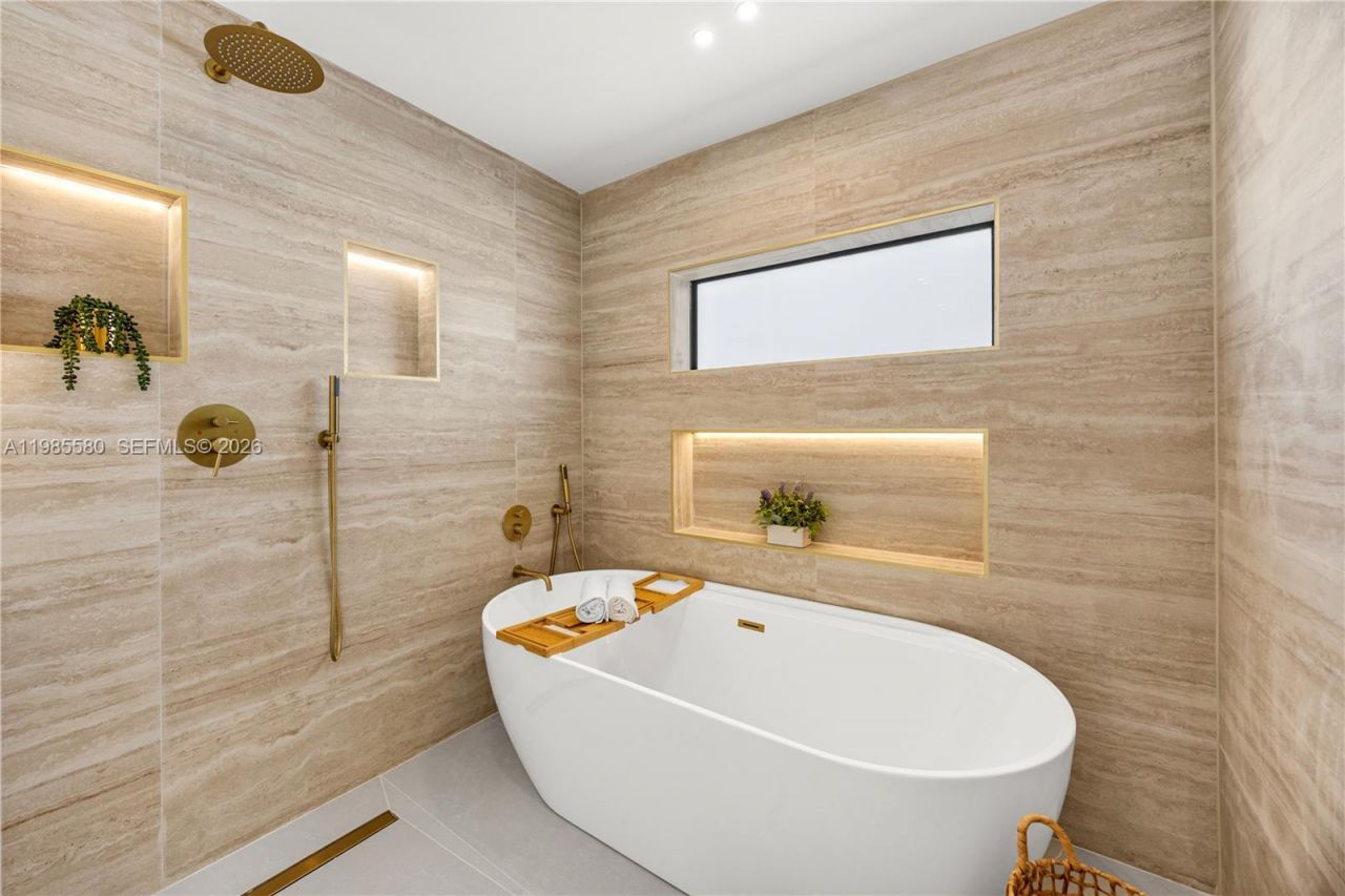 9261 SW 80th Ter , Miami, FL 33173 Photo