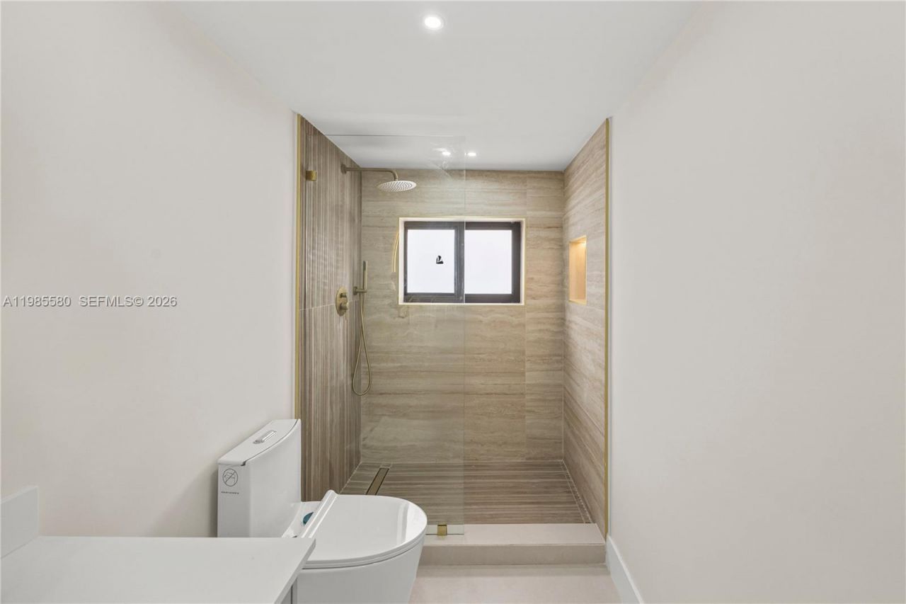 9261 SW 80th Ter , Miami, FL 33173 Photo