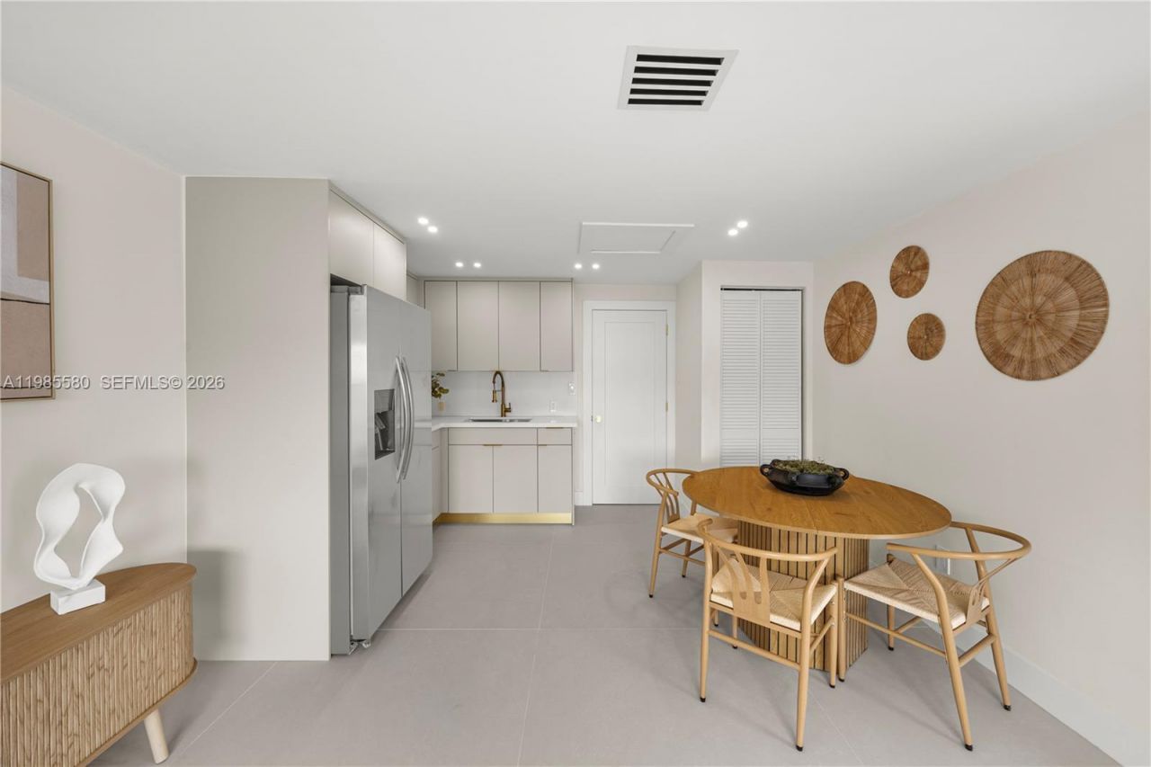 9261 SW 80th Ter , Miami, FL 33173 Photo