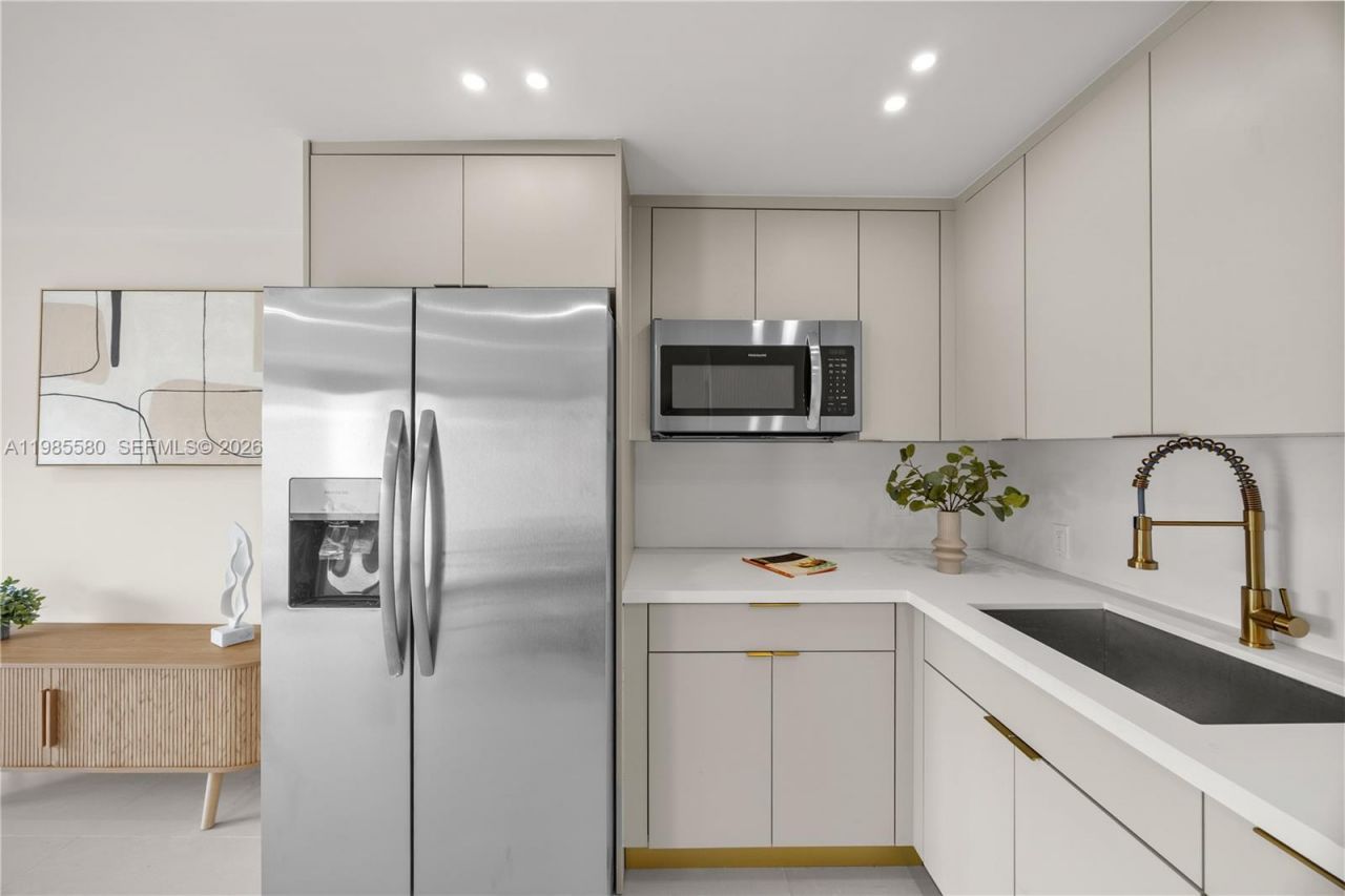 9261 SW 80th Ter , Miami, FL 33173 Photo