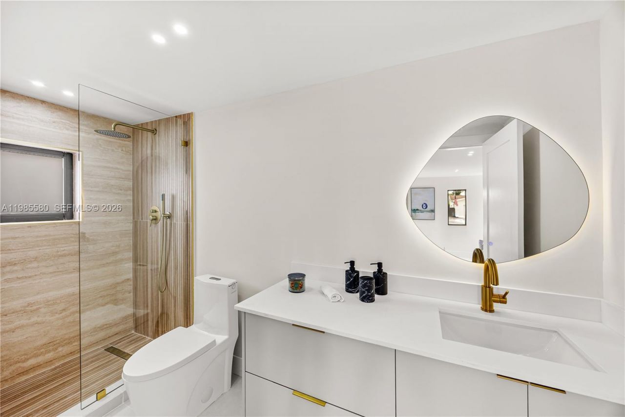 9261 SW 80th Ter , Miami, FL 33173 Photo