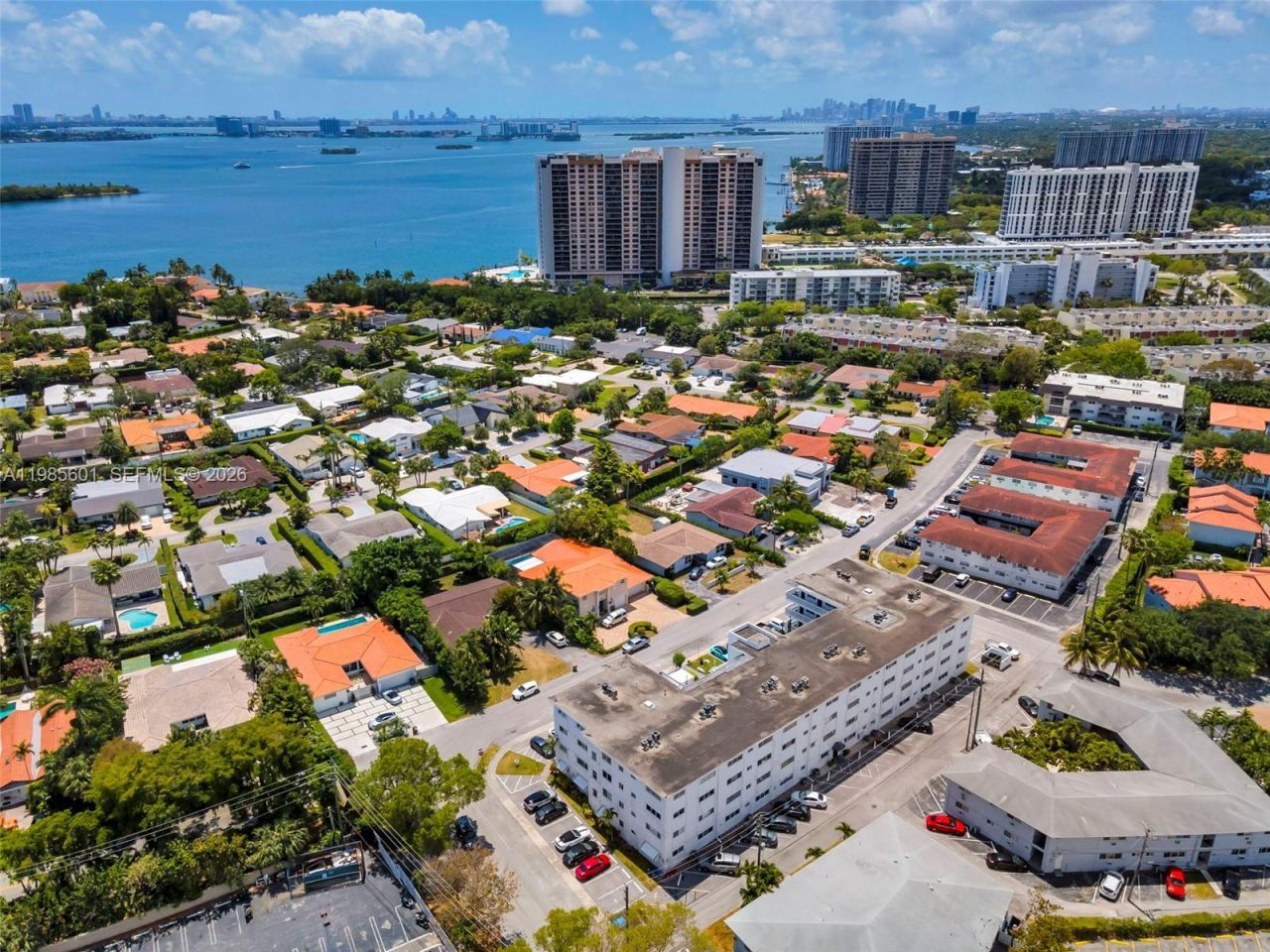 11685 Canal Dr , Unit 110, North Miami, FL 33181 Photo