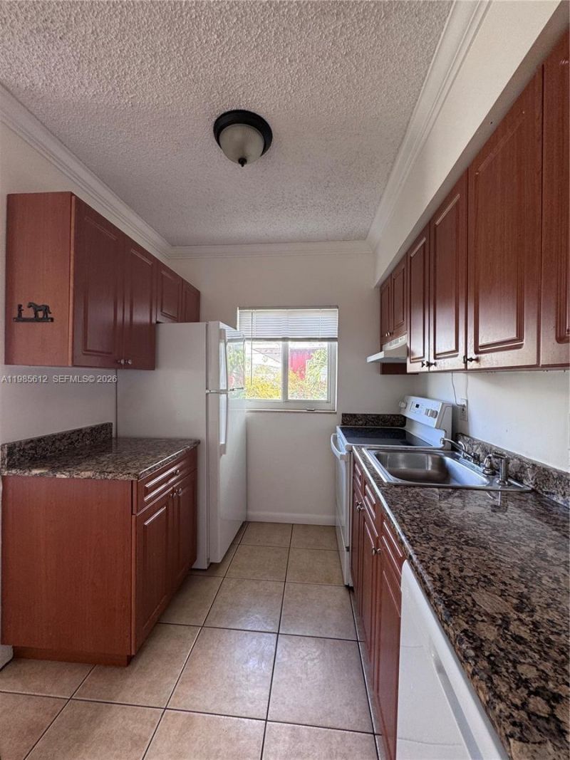 520 NE 82nd Ter , Unit 10, Miami, FL 33138 Photo
