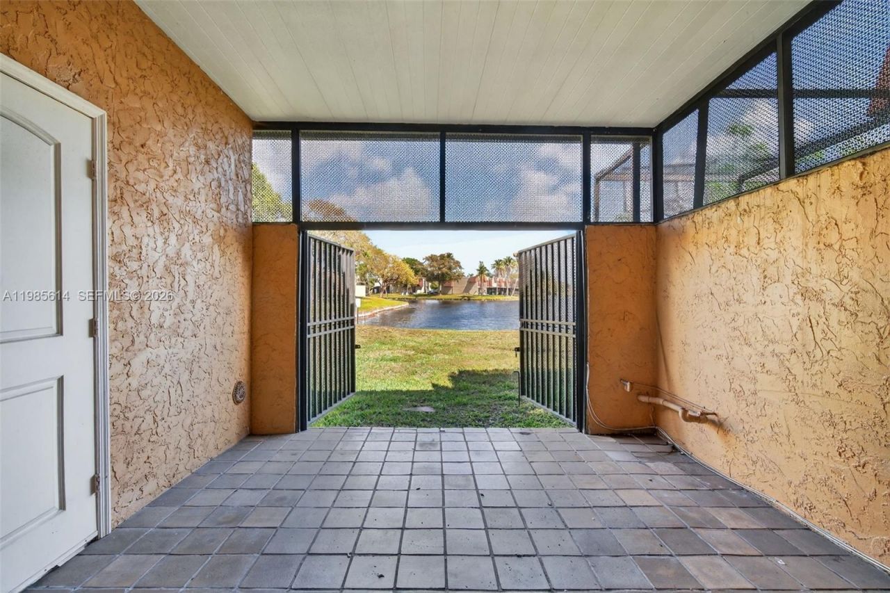 1451 NW 92nd Ave , Unit 191, Pembroke Pines, FL 33024 Photo