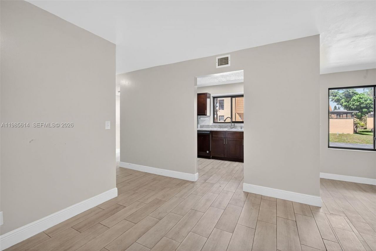 1451 NW 92nd Ave , Unit 191, Pembroke Pines, FL 33024 Photo