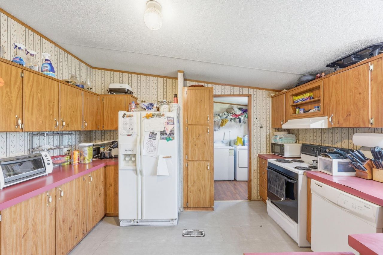 3778 Highway 66  Photo 11