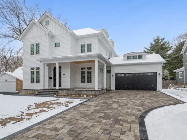 2438 Pomona Lane , Wilmette, IL 60091