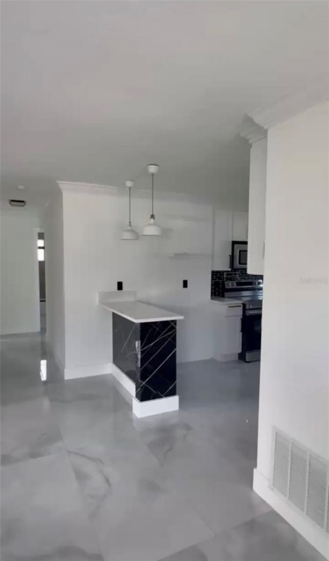 1766 Maryland Avenue Ne, Saint Petersburg, FL 33703 Photo