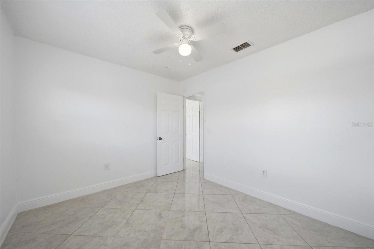 262 SW Monroe Circle N, Unit 4201, Saint Petersburg, FL 33703 Photo