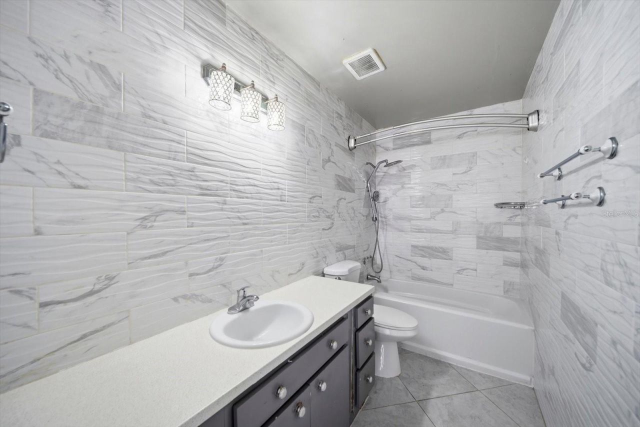 262 SW Monroe Circle N, Unit 4201, Saint Petersburg, FL 33703 Photo