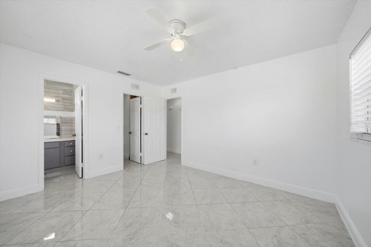 262 SW Monroe Circle N, Unit 4201, Saint Petersburg, FL 33703 Photo