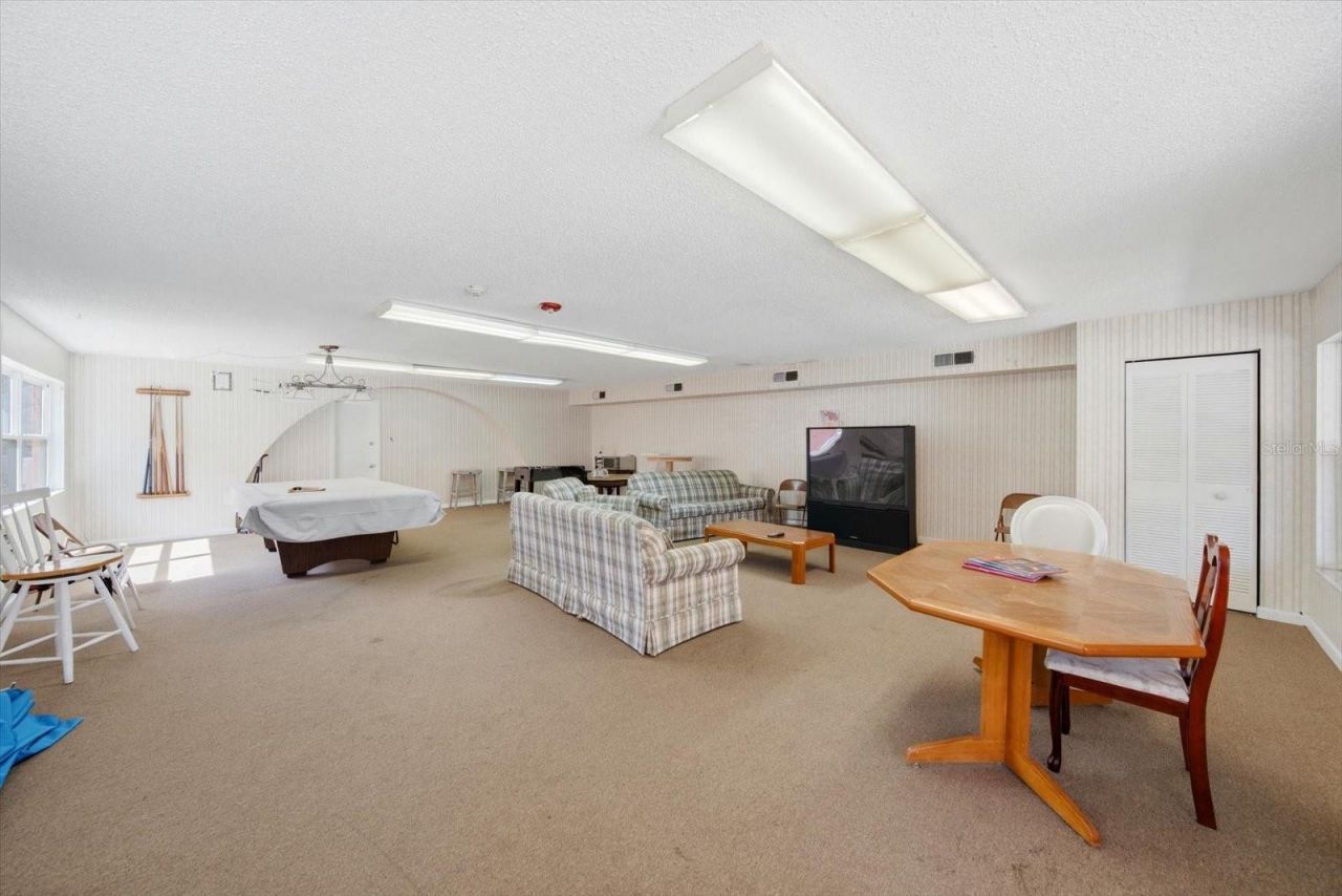 262 SW Monroe Circle N, Unit 4201, Saint Petersburg, FL 33703 Photo