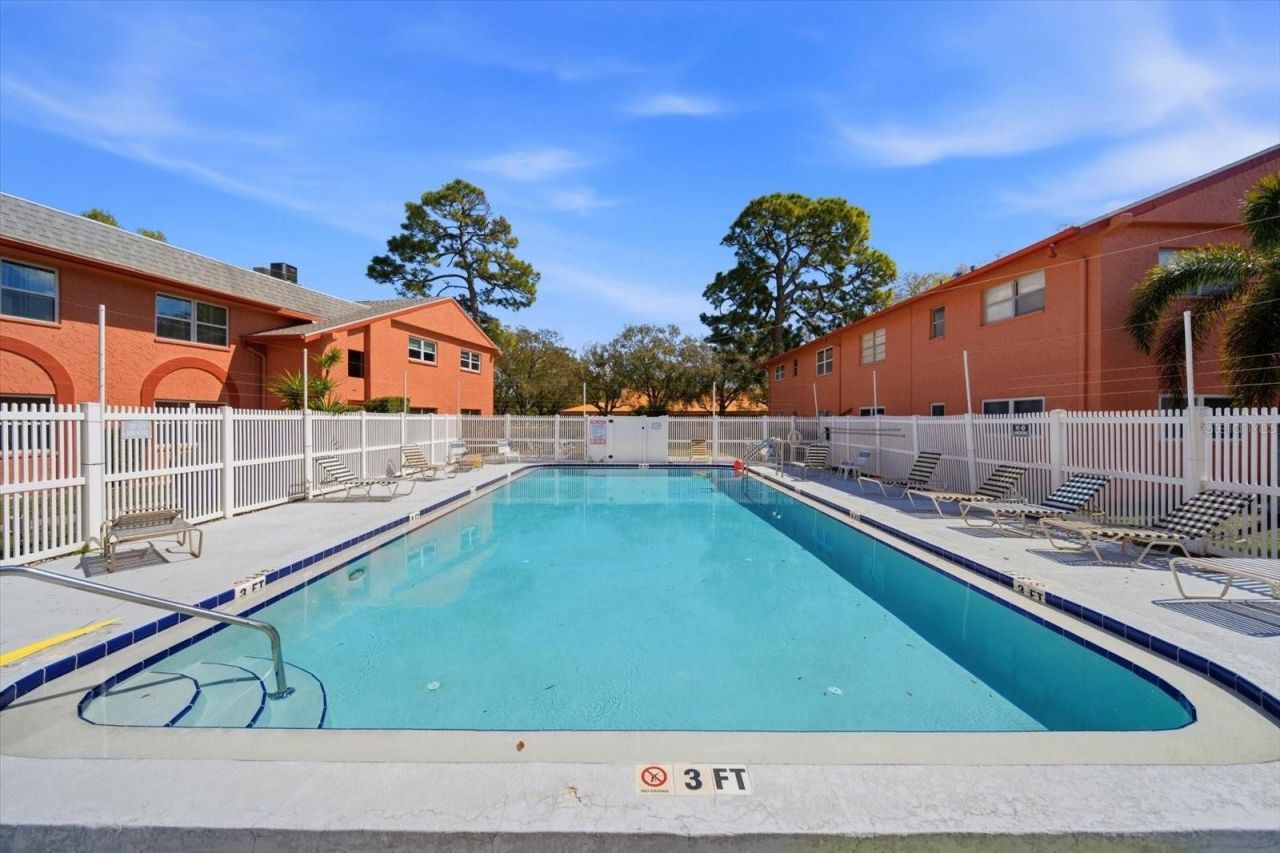 262 SW Monroe Circle N, Unit 4201, Saint Petersburg, FL 33703 Photo