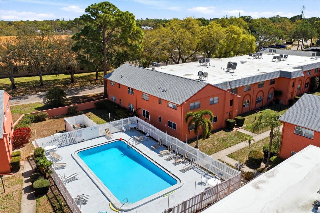 262 SW Monroe Circle N, Unit 4201, Saint Petersburg, FL 33703 Photo