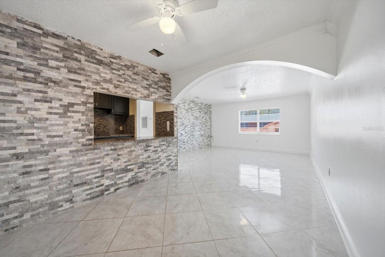 262 SW Monroe Circle N, Unit 4201, Saint Petersburg, FL 33703 Photo