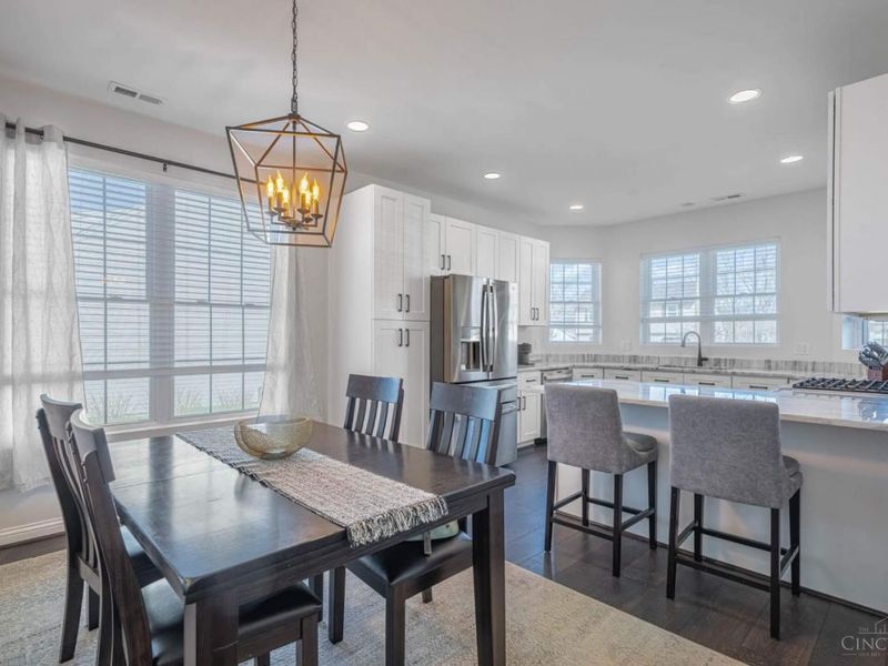 11777 Cedarcreek Drive, Forest Park, OH 45420 Photo 4