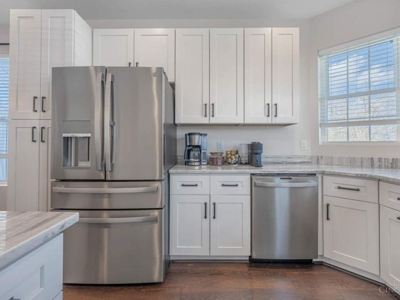 11777 Cedarcreek Drive, Forest Park, OH 45420 Photo 7