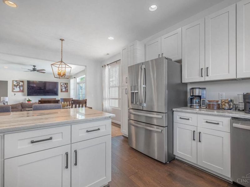 11777 Cedarcreek Drive, Forest Park, OH 45420 Photo 8