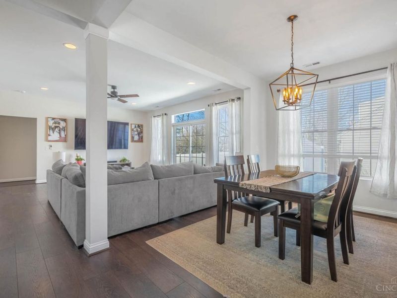 11777 Cedarcreek Drive, Forest Park, OH 45420 Photo 9