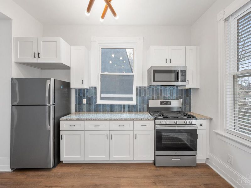 2232 Kemper Lane, Cincinnati, OH 45206 Photo 12